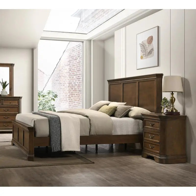 Traditional Wood Queen Bedroom Set with Panel Bed 2 Nightstands 3 Piece